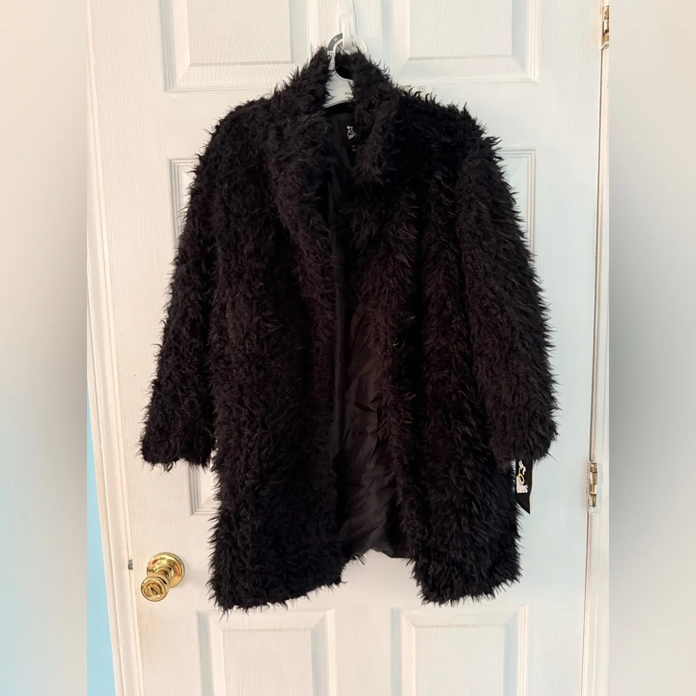 Art Class Girl's Fuzzy Sherpa Coat, Black, size Med